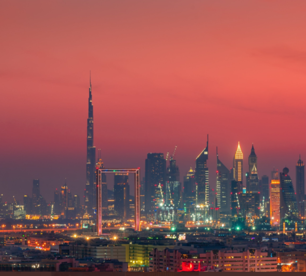 Una imagen nocturna del centro de Dubai. (Dubai Media Office)