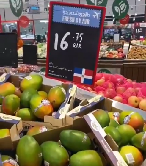 Los mangos dominicanos a la venta en Qatar.