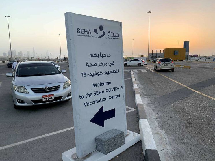 Un centro de vacunación Seha en Abu Dhabi. (EL CORREO)