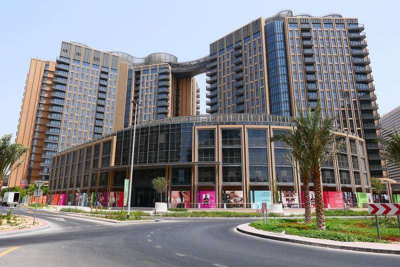 Una vista del One Deira Plaza, es el primer centro comercial en Dubai que se construye sobre una estación de Metro.