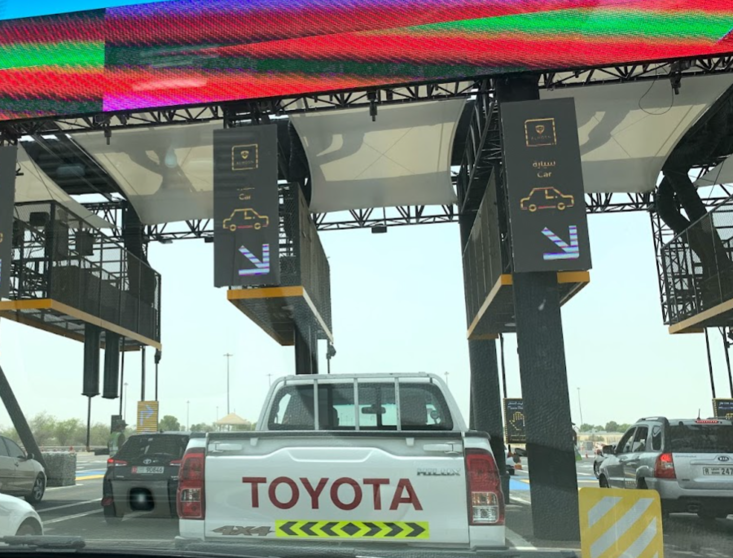 Una de las fronteras entre Dubai y Abu Dhabi. (EL CORREO)
