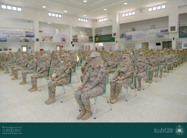 Las mujeres soldado saudíes. (Saudi Gazette)