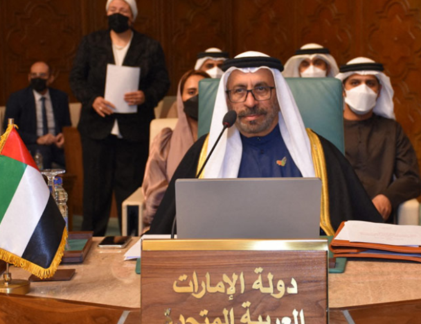 El ministro de Estado de los Emiratos Árabes Unidos, Khalifa Shaheen Al Marar, asiste a una sesión extraordinaria de la Liga Árabe en El Cairo el domingo. (Fuente externa)