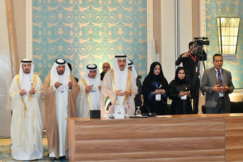 Minuto de silencio en duelo por Sheikh Khalifa en reunión de la Unión Interparlamentaria Árabe. (WAM)
