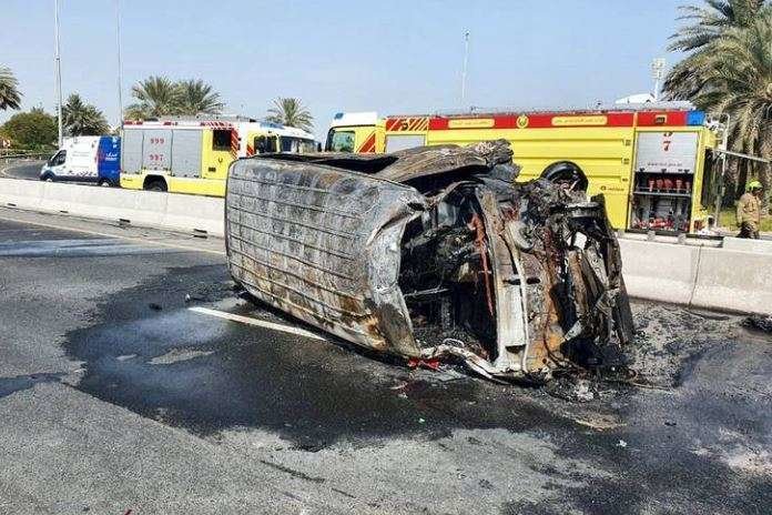 En la imagen de la Policía de Dubai, estado de un vehículo tras un accidente.