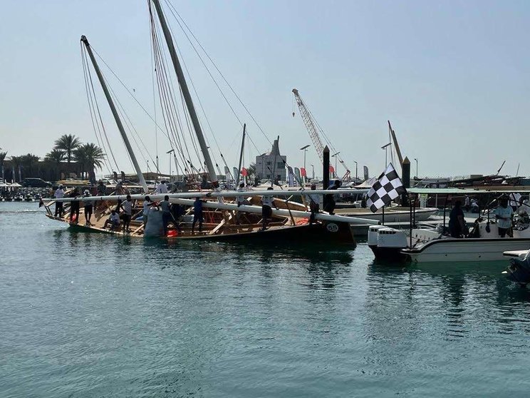 Embarcaciones en la zona de Jumeriah de Dubai. (EL CORREO)