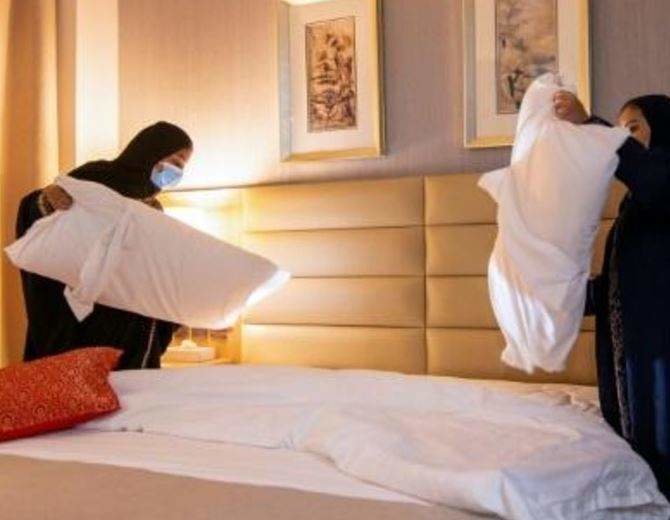Mujeres saudíes camareras en hoteles. (Fuente externa)