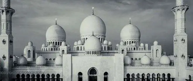  Impresionante vídeo timelapse de la Gran Mezquita Sheikh Zayed de Abu Dhabi