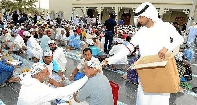 Campaña para ayudar a los necesitados en Ramadán