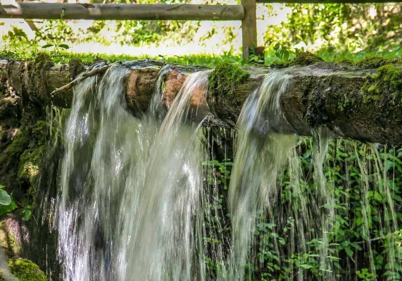 Solán de Cabras es reconocida hoy día como una de las mejores aguas minerales para cuidarse y sentirse bien. 