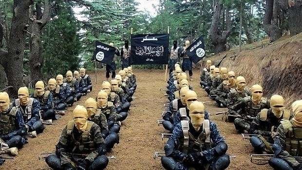 Yihadistas durante un entrenamiento por parte de ISIS en Afganistán.