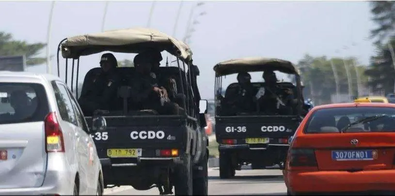 Fuerzas militares se han personado en el hotel atacado.