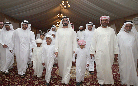 Su Alteza el Jeque Mohammed bin Rashid Al Maktoum acude a ofrecer sus condolencias a los familiares de Al Hammoudi