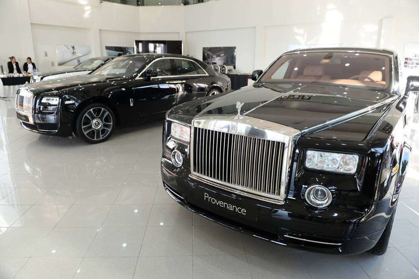 Una imagen de la sala de Rolls Royce abierta en Sharjah,