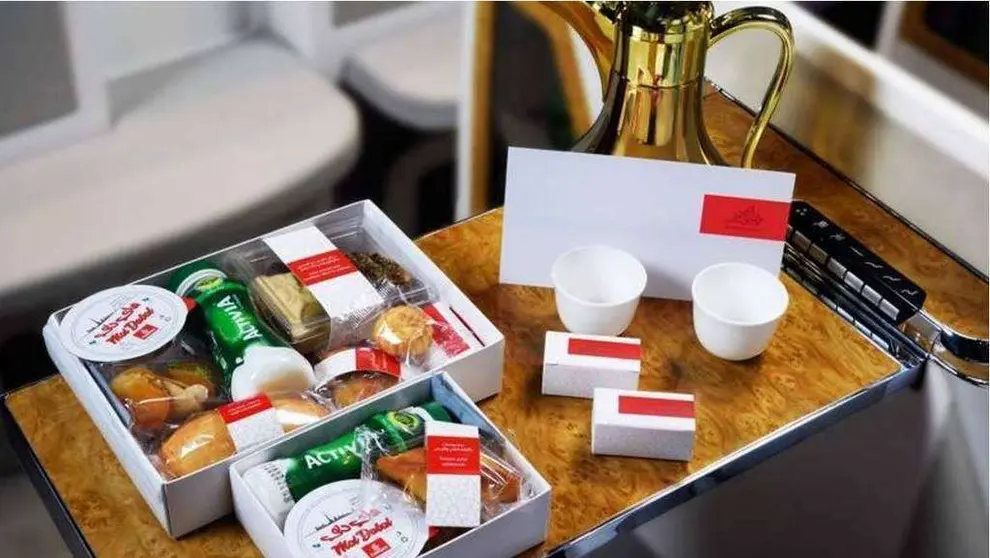 Las cajas del Iftar de la aerolínea Emirates.