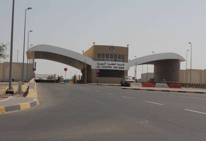 Entrada a la base aérea de Al Dhafra en Abu Dhabi.