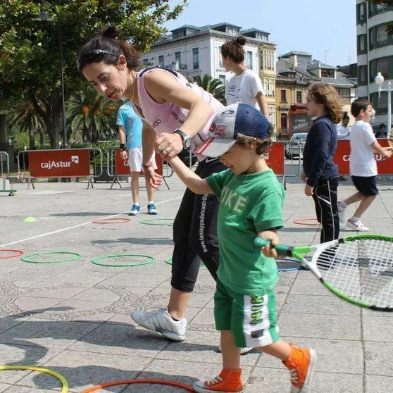 La profesora de tenis trabajará en Sharjah.