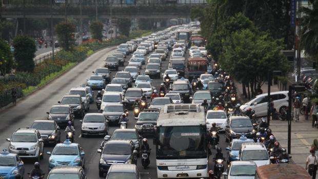 Una imagen de una carretera de Yakarta, la capital de Indonesia.