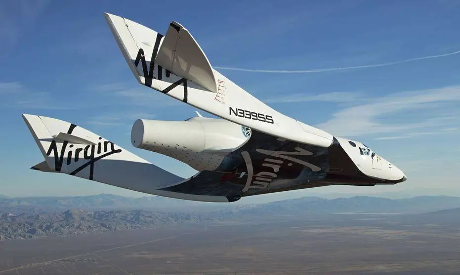 La SS2 durante uno de los vuelos de planeo (Virgin Galactic).