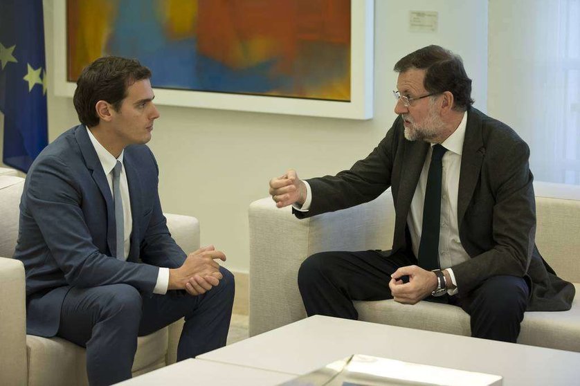 Mariano Rajoy recibe a Albert Rivera en La Moncloa el pasado mes de octubre. (Gobierno de España)