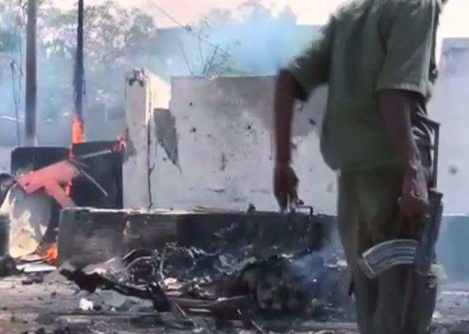 La explosión de los coches bomba dejó un reguero de muerte y destrucción en Mogadiscio. (Euronews)