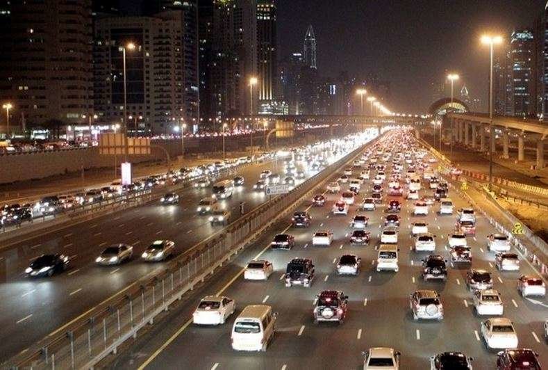 Imagen de la autopista E-11 a su paso por Dubai.