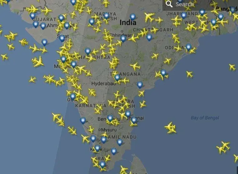 Una captura del buscador de vuelo Flightradar del espacio aéreo indio.