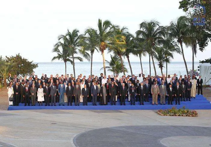 Foto de familia del Movimiento de Países No Alineados (NOAL), que se celebra en Isla Margarita, Venezuela