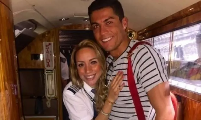 La piloto mexicana y el delantero del Real Madrid.