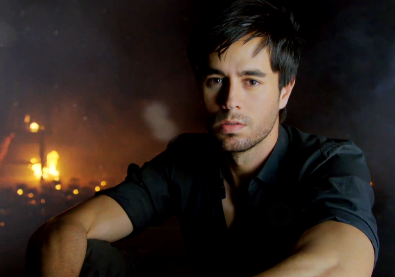 Enrique Iglesias.