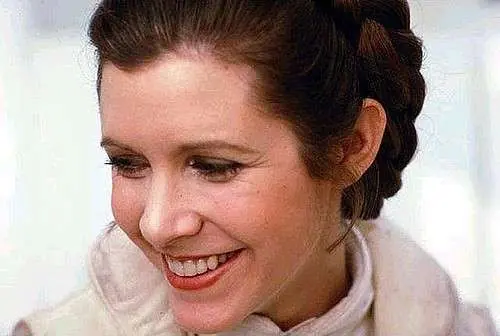 La actriz Carrie Fisher, caracterizada como la princesa Leia.