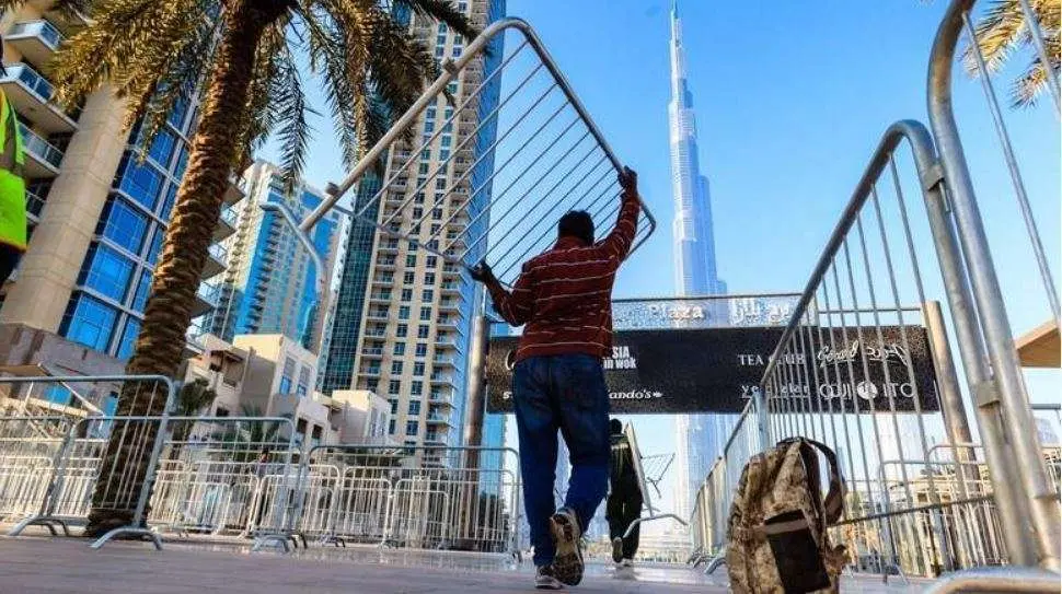 Preparativos para Fin de Año en el Downtown de Dubai.