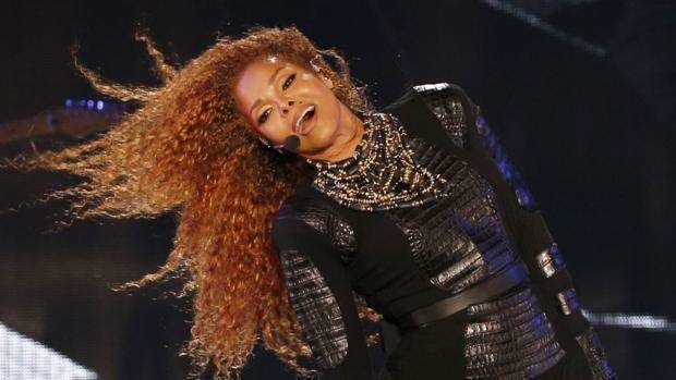 Janet Jackson durante una actuación en Dubai.
