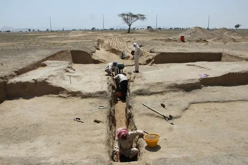 Zona del 'falaj' en la que se inicia la red secundaria de canalizaciones en Sharjah. (EL CORREO)