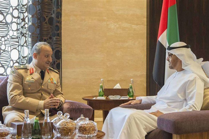  El jeque Mohammed Bin Zayed Al Nahyan y el mayor general príncipe Fahd bin Turki Bin Abdul Aziz de Arabia Saudita en Abu Dhabi.