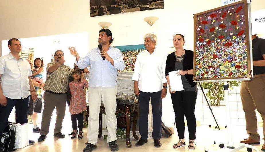 Un momento del acto solidario en la Embajada de Perú en Arabia Saudita.