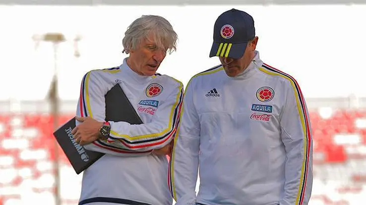 Pékerman ya estuvo con la Selección de Colombia en Abu Dhabi en marzo de 2015.