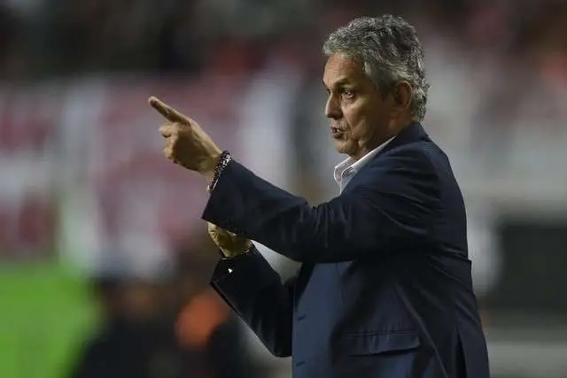 Reinaldo Rueda es el entrenador del Atlético Nacional de Colombia.