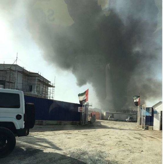 El humo era visible desde diversas zonas de Dubai.