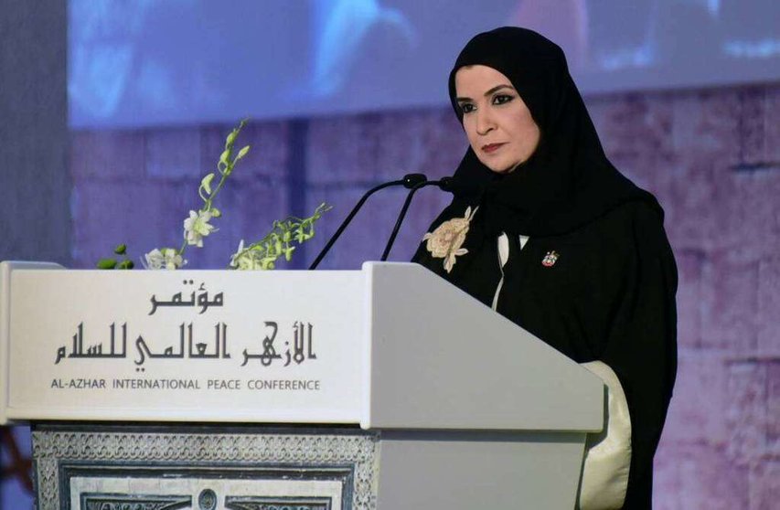 Amal Abdullah Al Qubaisi, presidenta del Consejo Nacional Federal (FNC), durante su ponencia en la Conferencia Internacional de la Paz de Al Azhar.