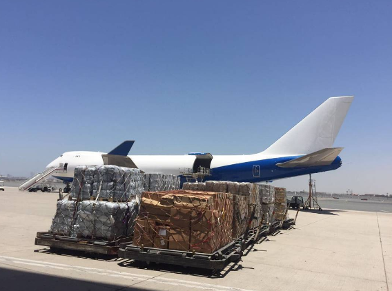 La princesa Haya ha publicado en su cuenta de Instagram una imagen del avión fletado por Sheikh Mohammed bin Rashid que ha llevado hasta Uganda la ayuda humanitaria.