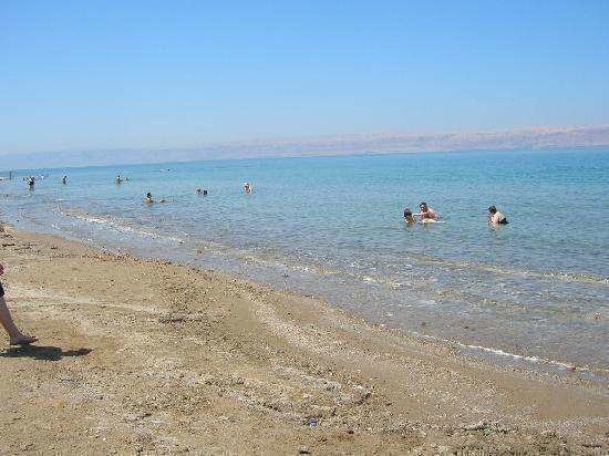 Una imagen de una playa del Mar Muerto.
