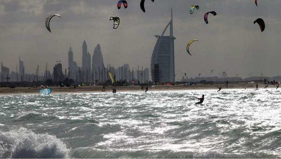 Una imagen de la playa Kite en Dubai este sábado (Dhes Handumon).