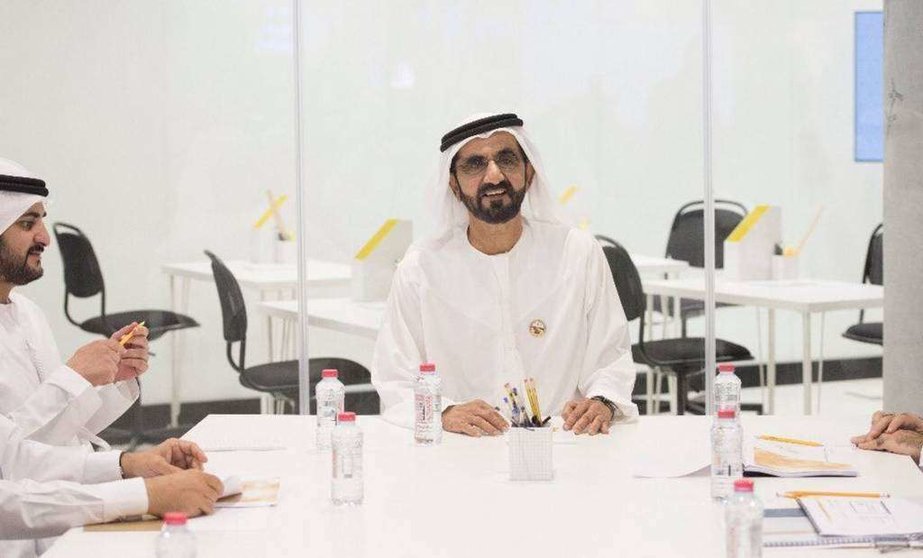 El gobernador de Dubai durante el lanzamiento de iniciativas por el Año de la Generosidad.