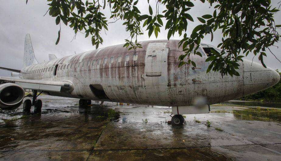 El avión secuestrado de Lufthansa está ahora abandonado en un aeropuerto de Brasil.