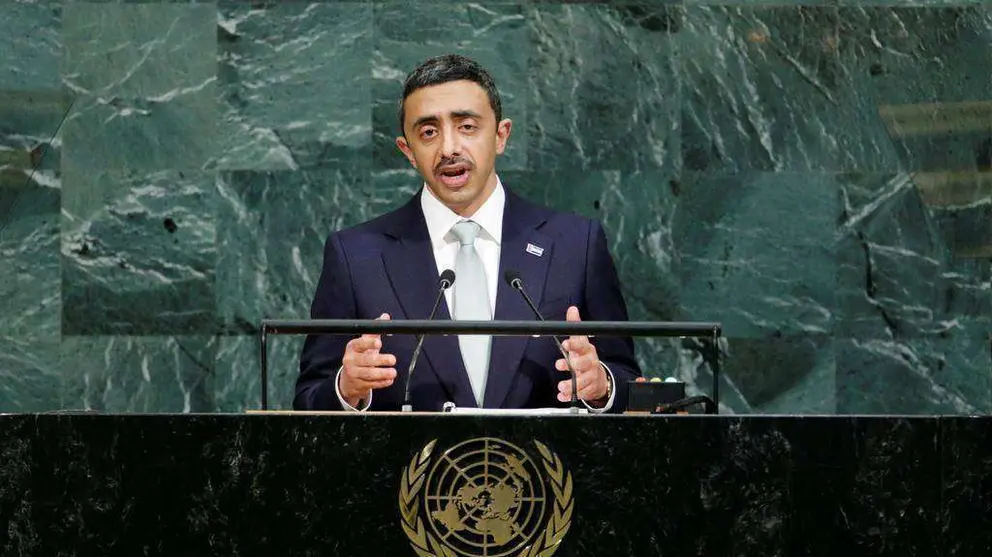 En la imagen de Reuters, el canciller de EAU, jeque Abdullah bin Zayed durante su discurso en la Asamblea General de las Naciones Unidas este viernes.