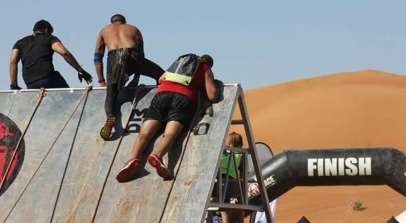 Una prueba de la Spartan Race celebrada en Mileha de Sharjha en 2016.