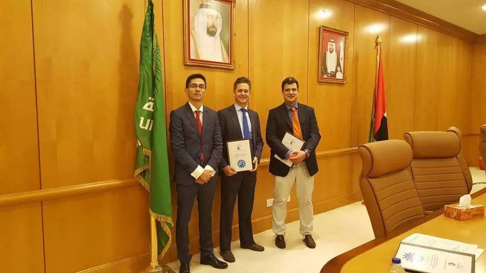 Encargados de realizar el curso de formación llevado a cabo esta semana en Sharjah. (Cedida)