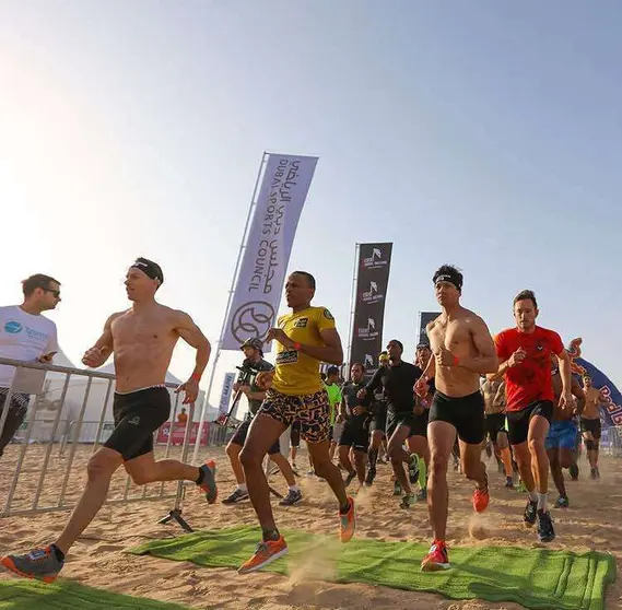 El colombiano Marco Becerra ha logrado el primer puesto en el Desert Challenge Warrior de Dubai.