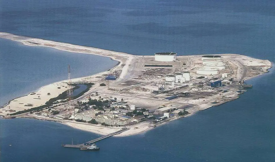 Plataforma petrolera situada en Mubarraz Island al oeste de Abu Dhabi. (EL CORREO)